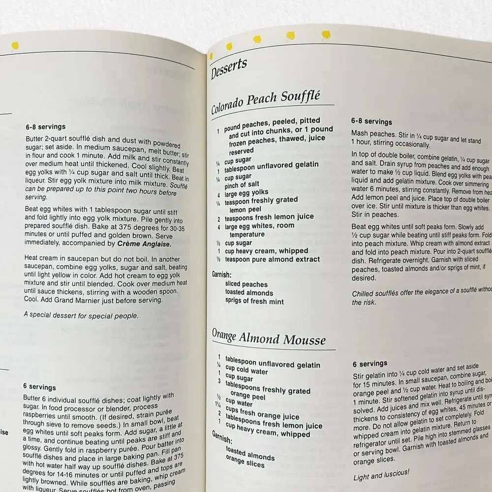 Creme de Colorado Cookbook 1987 Junior League Of Denver Recipes Hardcover Vtg